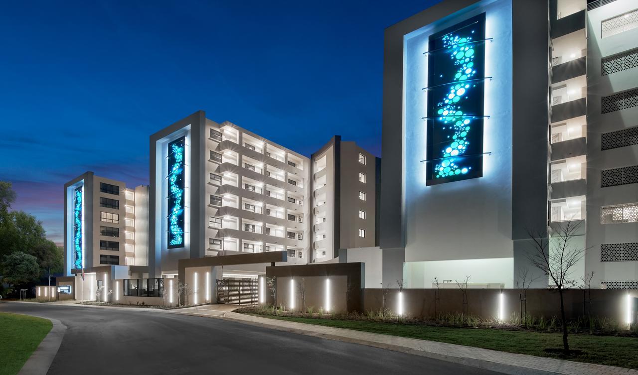 The Regency Apartment Hotel Menlyn Преторія Екстер'єр фото