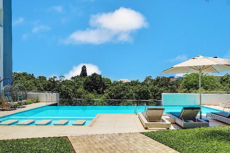 The Regency Apartment Hotel Menlyn Преторія Екстер'єр фото
