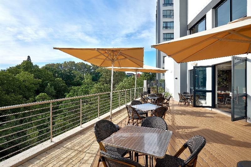 The Regency Apartment Hotel Menlyn Преторія Екстер'єр фото